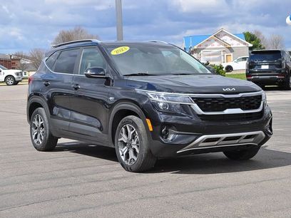 Used 2023 Kia Seltos EX