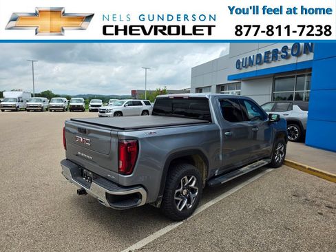 Used 2023 GMC Sierra 1500 SLT w/ SLT Premium Plus Package AWD/4WD image 5