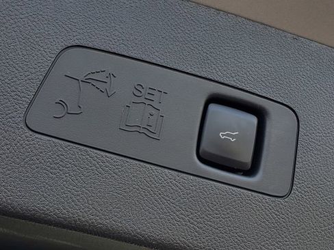 Certified 2023 Lincoln Corsair Standard w/ Equipment Group 101A image 29