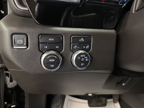Used 2023 GMC Sierra 1500 Elevation image 19