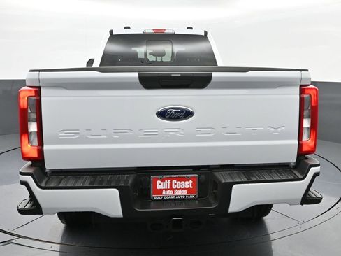 Used 2026 Ford F350 XLT image 26