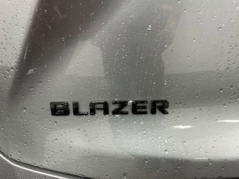 Certified 2024 Chevrolet Blazer LT w/ Convenience Package FWD image 31