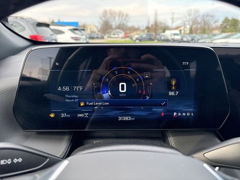 Used 2025 Chevrolet Equinox LT w/ Convenience Package II image 15