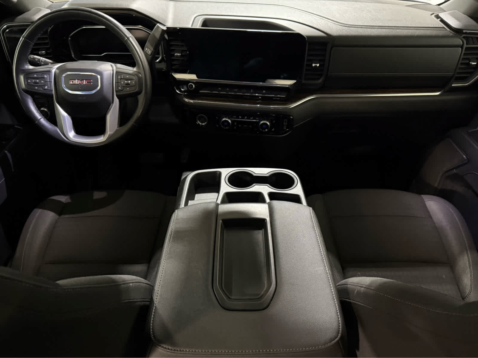 Used 2024 GMC Sierra 1500 SLE AWD/4WD image 15