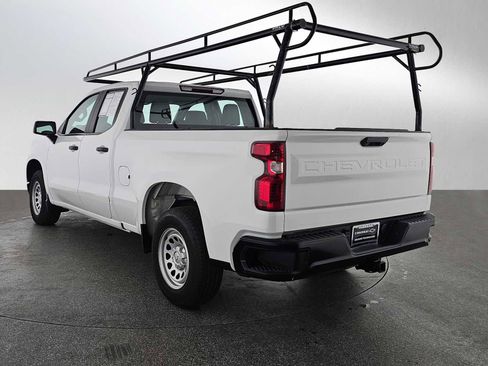 Used 2022 Chevrolet Silverado 1500 W/T w/ Trailering Package image 5