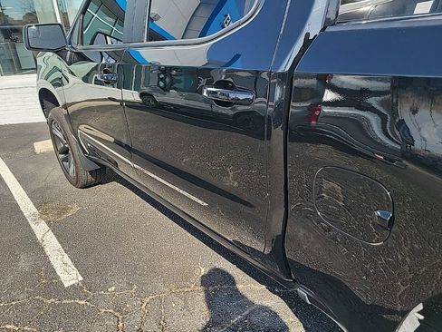 Used 2023 Chevrolet Silverado 1500 RST w/ Z71 Off-Road Package image 16