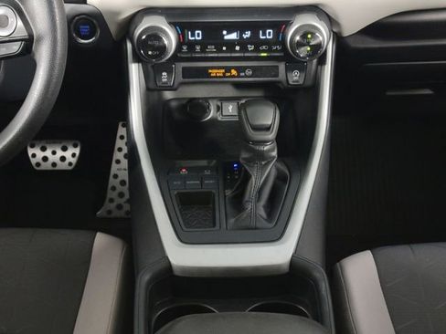 Used 2020 Toyota RAV4 XLE w/ Convenience Package image 25