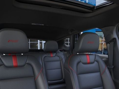 New 2026 Chevrolet Trax RS w/ Sunroof Package FWD image 24