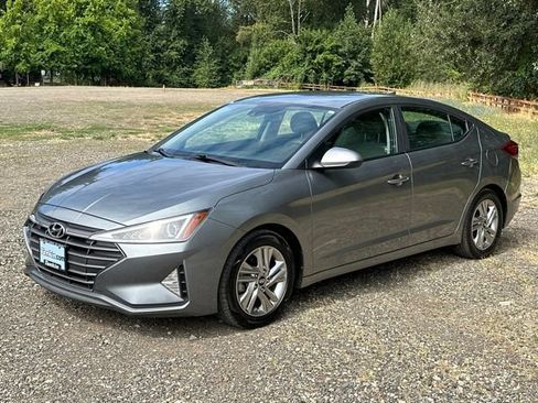 Used 2019 Hyundai Elantra SEL FWD image 4