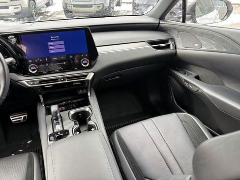 Used 2024 Lexus RX 500h F Sport image 32