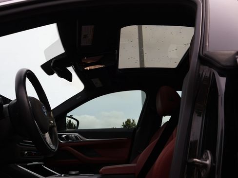 Used 2024 BMW i4 eDrive35 w/ Premium Package RWD image 41