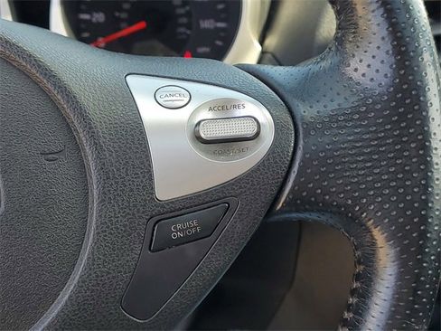 Used 2013 Nissan Juke SV image 17