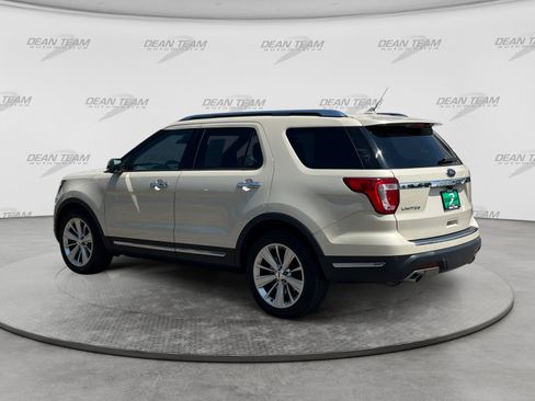 Used 2018 Ford Explorer Limited w/ Equipment Group 301A FWD image 5