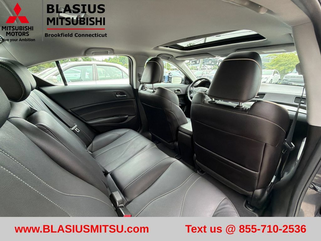 Used 2020 Acura ILX w/ Premium Package FWD image 37