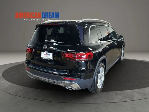 Used 2021 Mercedes-Benz GLB 250 4MATIC image 5