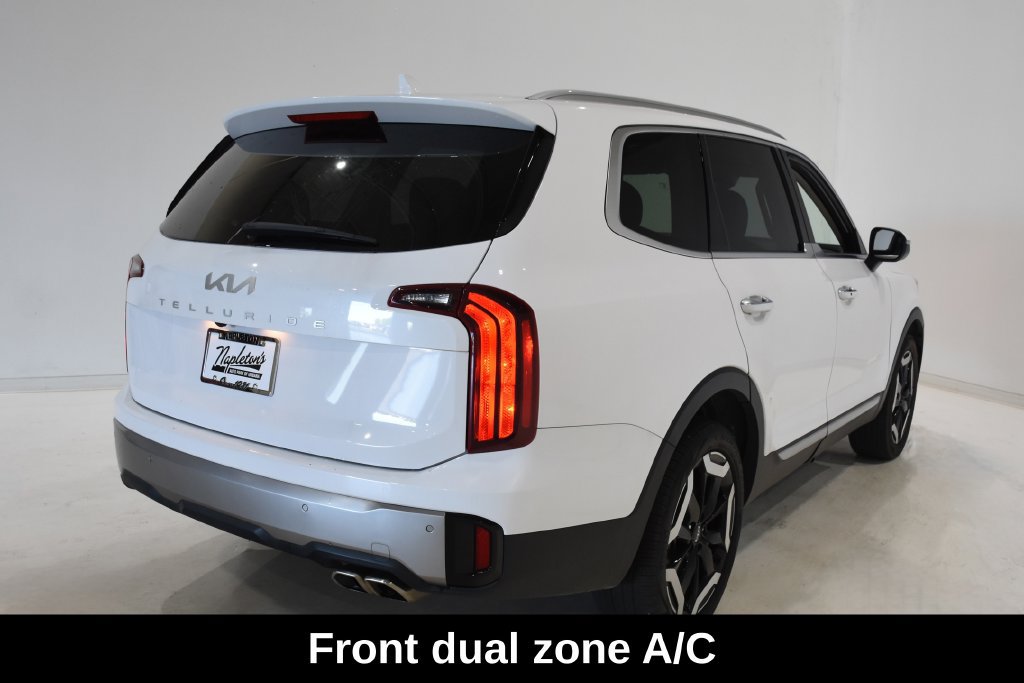 Used 2025 Kia Telluride S FWD image 4