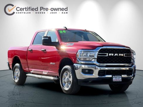 Used 2024 RAM 2500 Big Horn w/ Bed Utility Group image 2