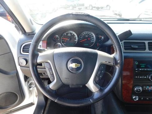 Used 2011 Chevrolet Avalanche LS w/ Regional Value Package image 16