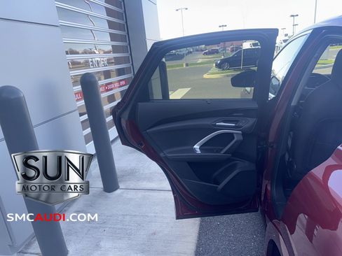 New 2025 Audi Q5 Premium Plus image 17