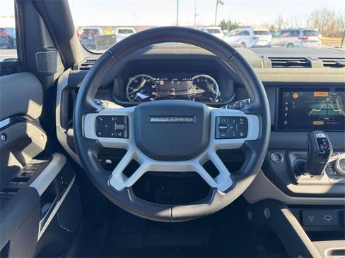 Used 2023 Land Rover Defender 110 X-Dynamic SE image 13