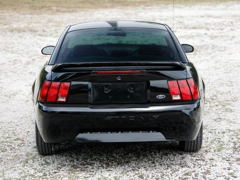 Used 1999 Ford Mustang Coupe RWD image 8