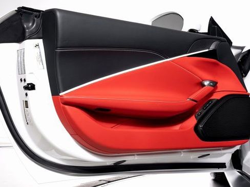 Certified 2025 Ferrari Roma Spider RWD image 57