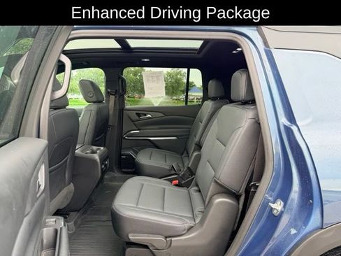 Certified 2024 Chevrolet Traverse LT w/ Enhanced Driving Package AWD/4WD image 9