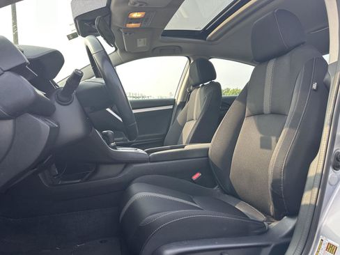 Used 2020 Honda Civic EX image 11