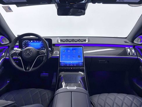 Certified 2023 Mercedes-Benz S 580e 4MATIC Sedan image 3