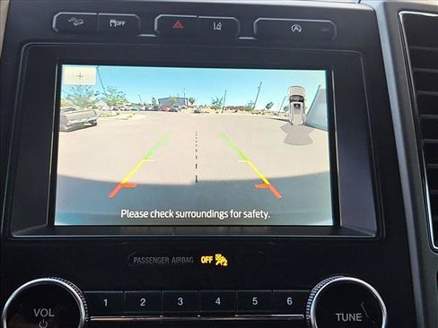 Used 2020 Ford Expedition XLT AWD/4WD image 14
