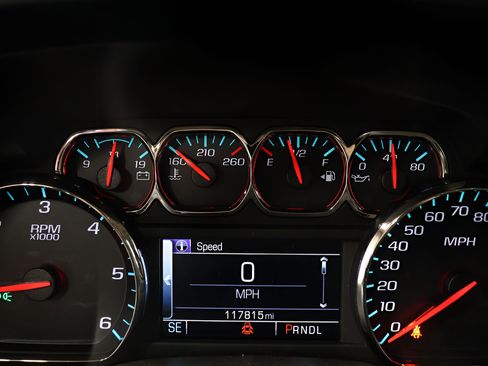 Used 2018 GMC Sierra 1500 SLE w/ SLE Value Package AWD/4WD image 14