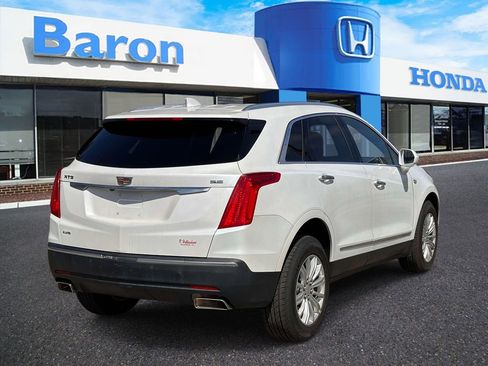 Used 2018 Cadillac XT5 AWD w/ LPO, Wheel Lock Package image 5