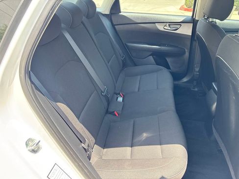 Used 2021 Kia Forte LXS FWD image 14