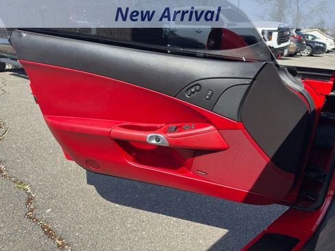 Used 2006 Chevrolet Corvette Coupe w/ Preferred Equipment Group image 11