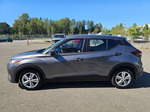 Certified 2023 Nissan Kicks S FWD image 8
