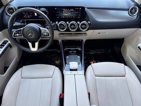 Used 2023 Mercedes-Benz GLA 250 image 12