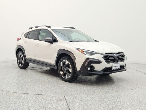 Used 2024 Subaru Crosstrek 2.5i Limited w/ Crosstrek Mirror Package AWD/4WD image 3