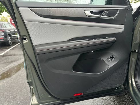 New 2026 Volkswagen Atlas Peak Edition AWD/4WD image 3