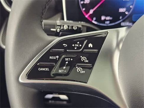 Certified 2025 Mercedes-Benz GLC 300 4MATIC image 44