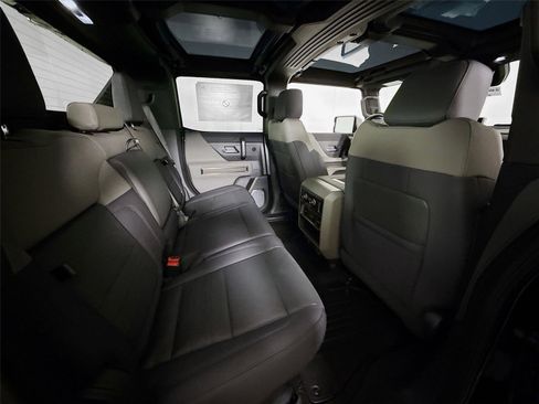 New 2025 GMC Hummer EV 2X image 21