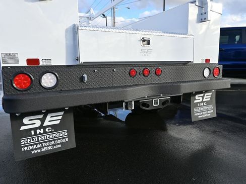 New 2026 Ford F550 XL image 15