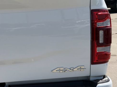 Used 2024 RAM 2500 Laramie w/ Safety Group AWD/4WD image 5