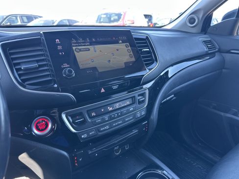 Used 2020 Honda Pilot Touring image 29