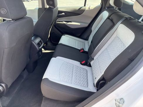 Certified 2024 Chevrolet Equinox LS FWD image 21