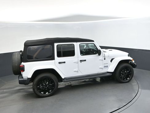 Used 2021 Jeep Wrangler Unlimited Sahara image 37
