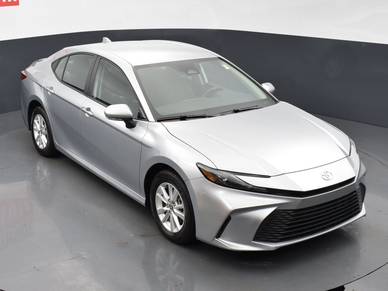 Used 2025 Toyota Camry LE w/ Convenience Package AWD/4WD image 23