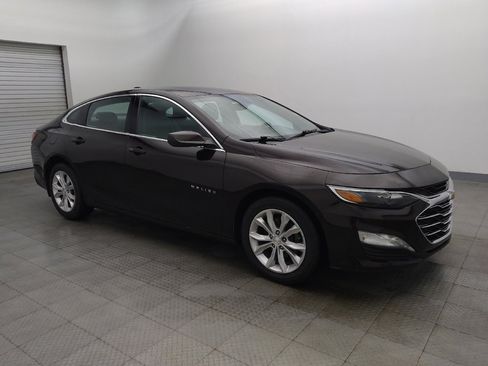Used 2020 Chevrolet Malibu LT FWD image 11