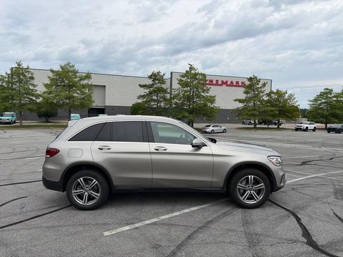 Used 2022 Mercedes-Benz GLC 300 4MATIC image 4