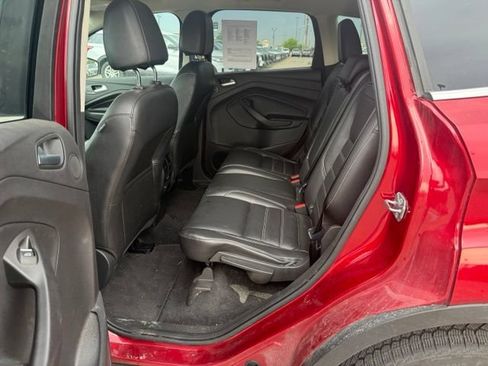 Used 2017 Ford Escape Titanium w/ Equipment Group 301A AWD/4WD image 15