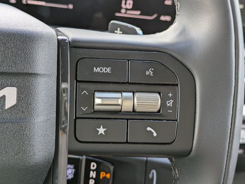 Used 2027 Kia Telluride S FWD image 24